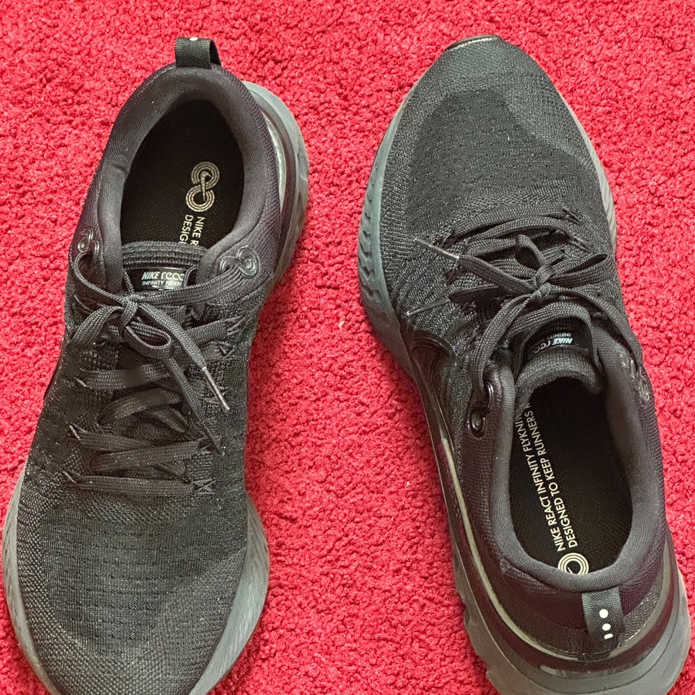 Nike React Infinity Flyknit 2 Triple Black Running Shoes Mens Size 10.5 - Picture 4 of 5